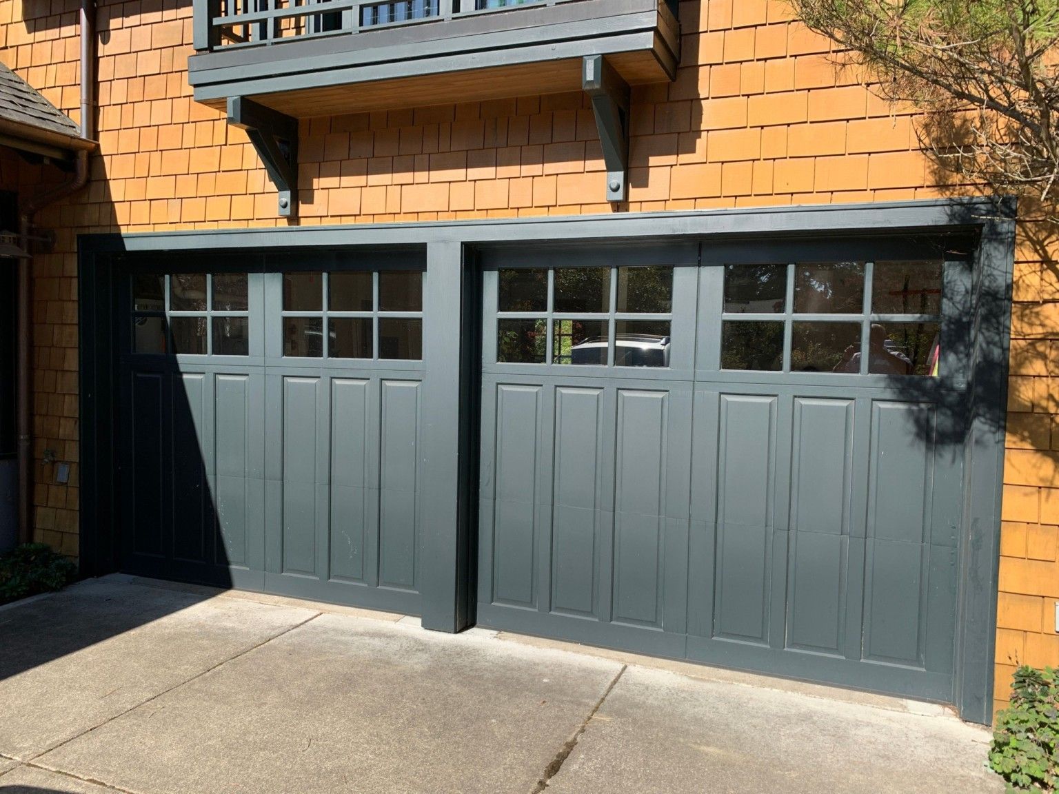 Can You Refinish Your Garage Doors Sundeleaf Painting Portland Oregon   Garage Door Refinishing Before Scaled 1536x1152 